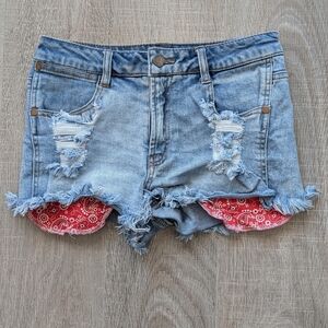 California Moon Rise Distressed Light Blue Denim Shorts Red Bandana Inset XS